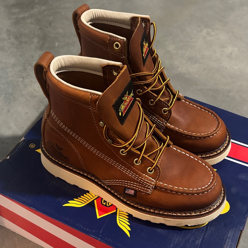 Thorogood Boots women's 8